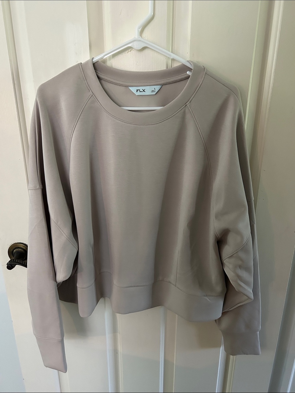 FLX Women's Boxy Crewneck Sweatshirt in Light Taupe
